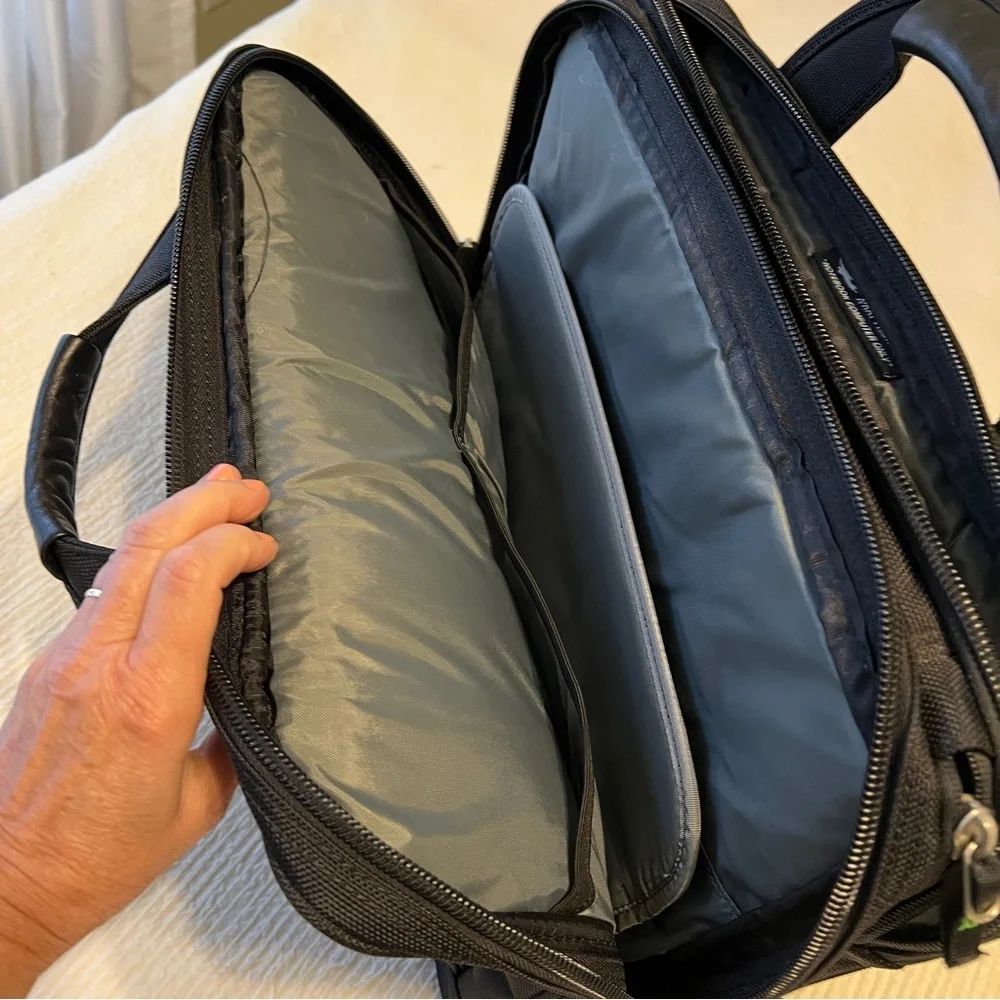 Brenthaven laptop computer bag black